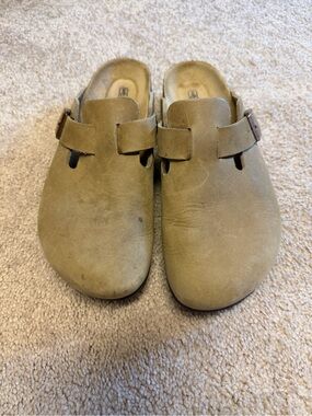 Birkenstock Boston clogs